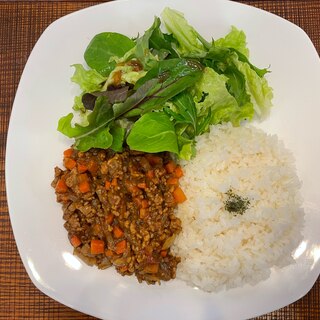 余ったカレールウでも作れる！ドライカレー！